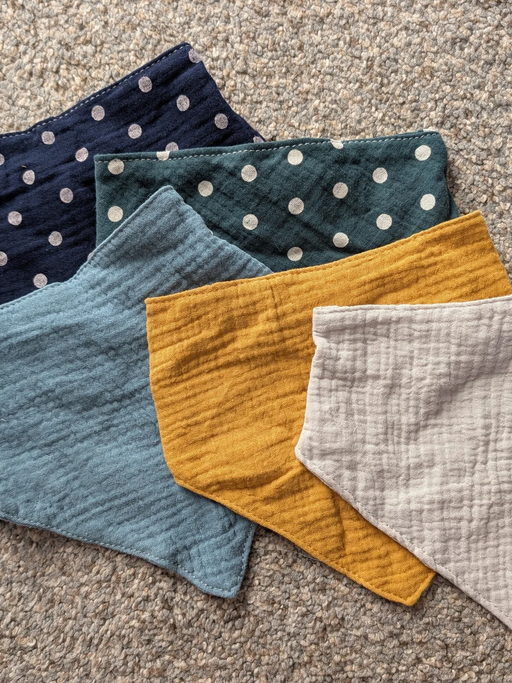 New Set Of 5 Muslin Cotton Bandana Bibs